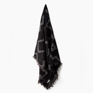 Aritzia Wilfred wool diamond mosaic blanket scarf